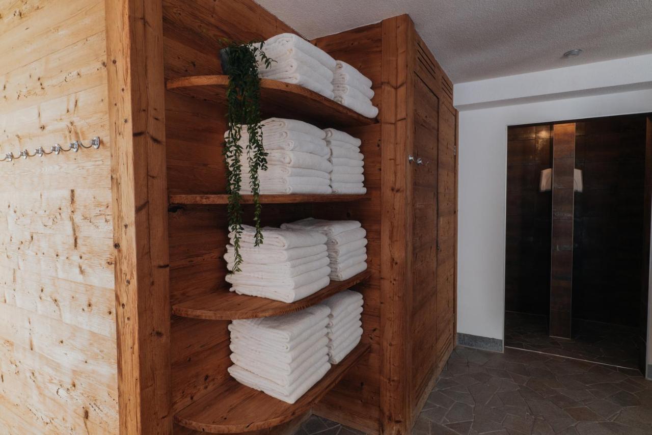 Wellnesshotel Schweizerhof Saas-Fee Eksteriør bilde