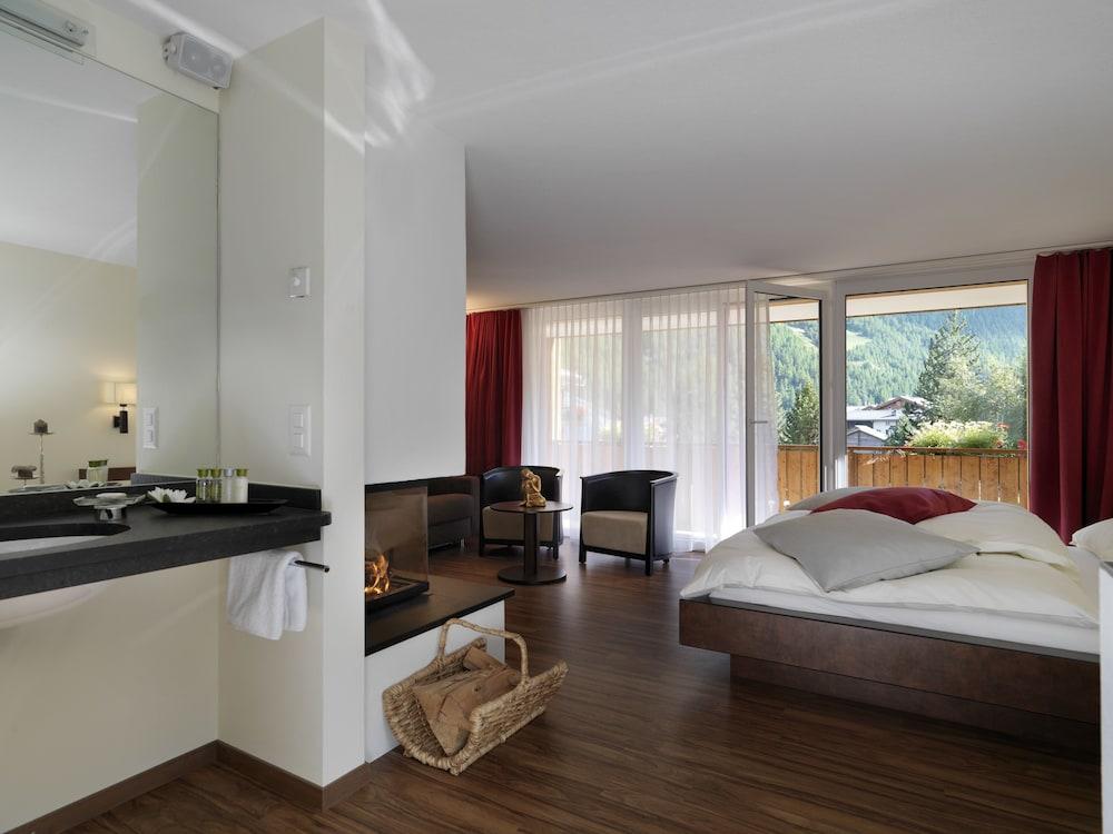 Wellnesshotel Schweizerhof Saas-Fee Eksteriør bilde