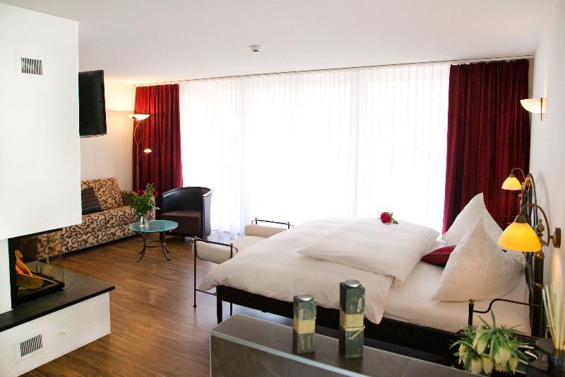 Wellnesshotel Schweizerhof Saas-Fee Eksteriør bilde